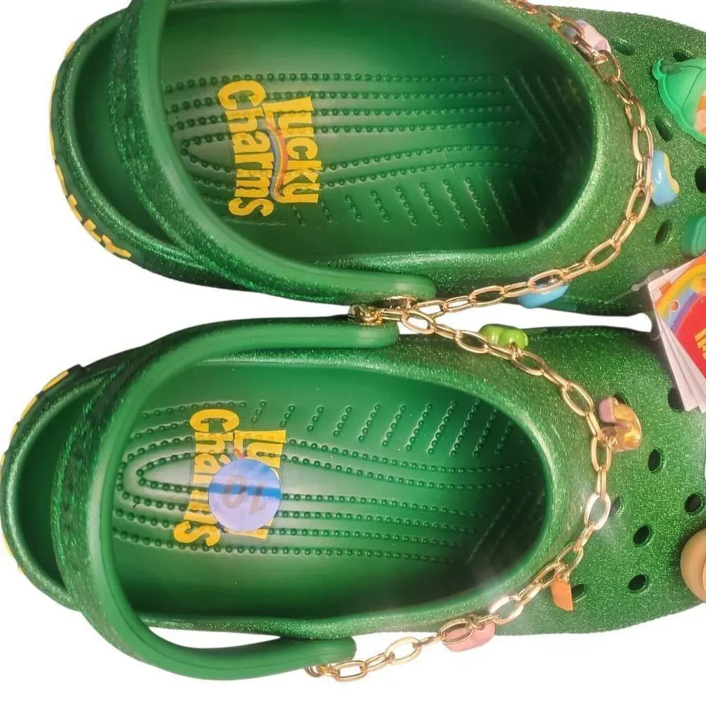 CROCS Lucky Charms Glitter Green With Tons Of Jibbitz BRAND NEW!  Size W 10, M 1